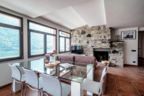 ALTIDO Flat: Terrace & Lake View